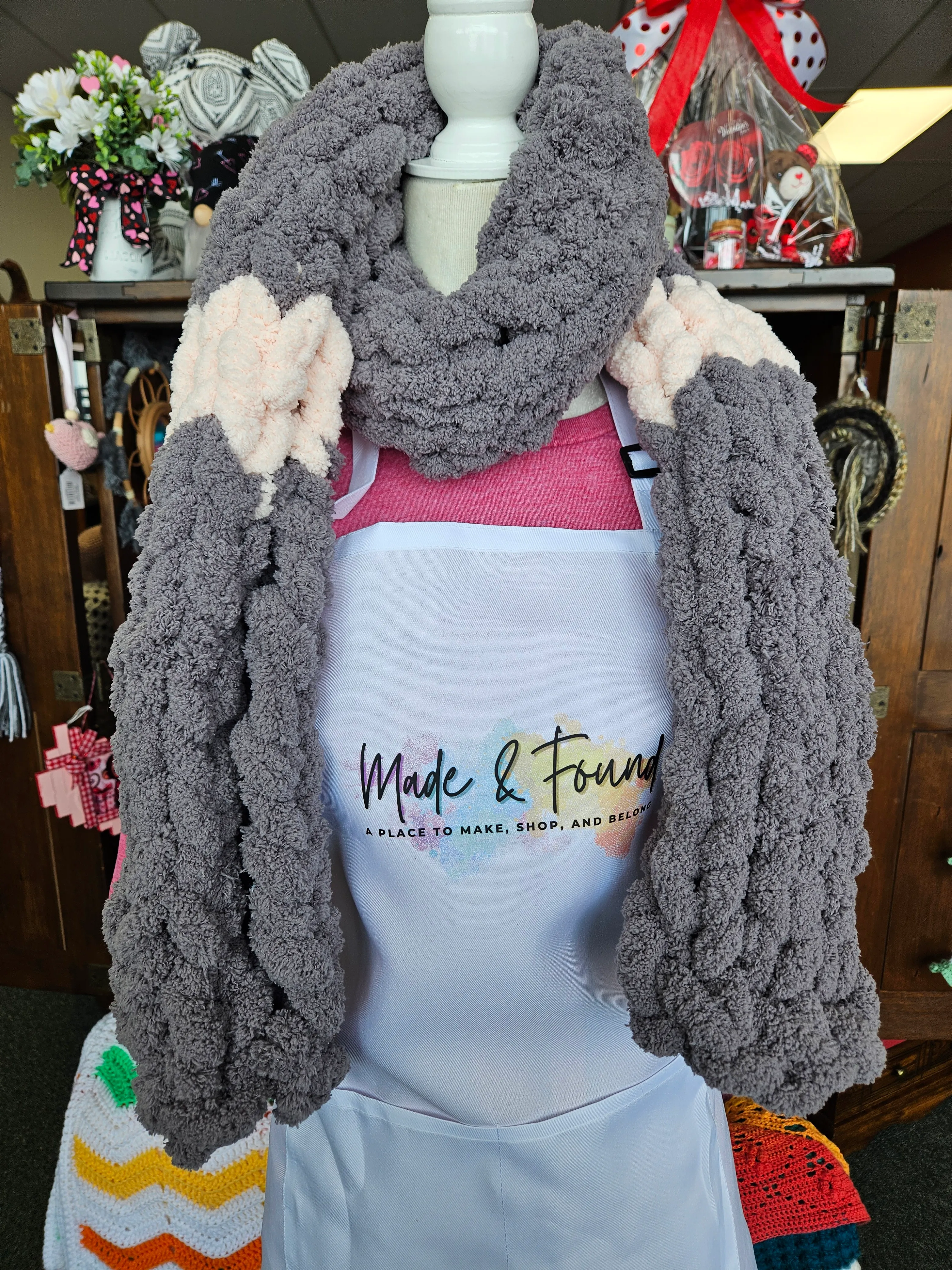 Hand-Knit Chunky Yarn Scarf Workshop