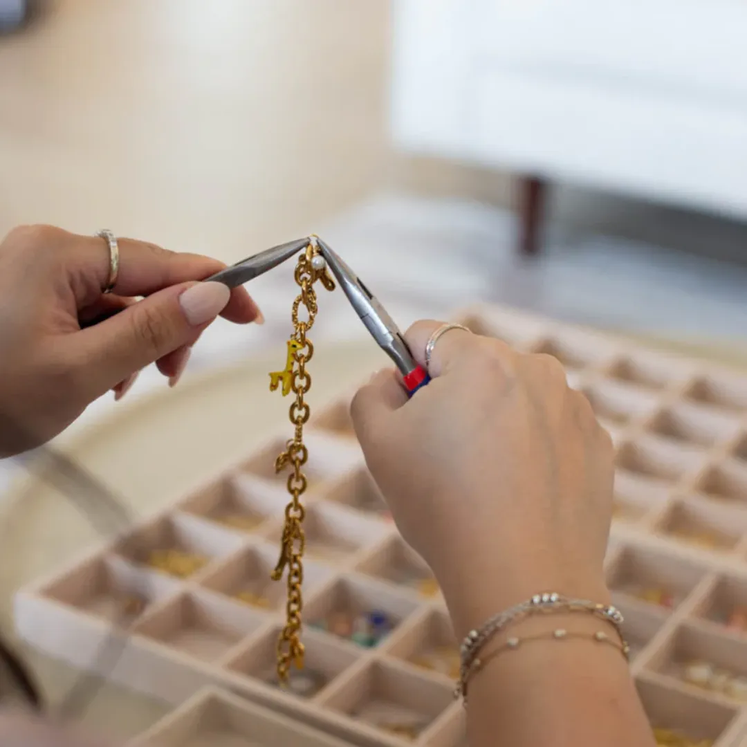Charm Bar